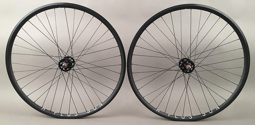 Plus son archetype black - h,